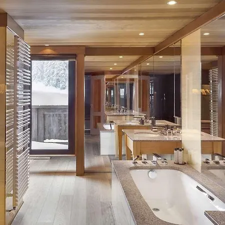 Aman Le Melezin Hotell 4*