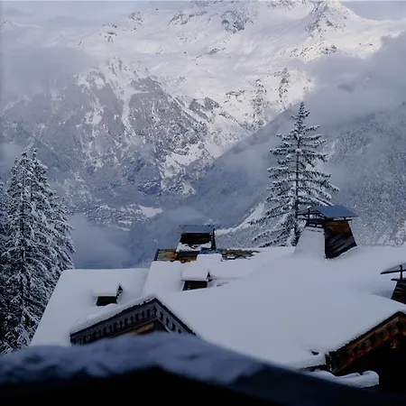 Aman Le Melezin Hotell