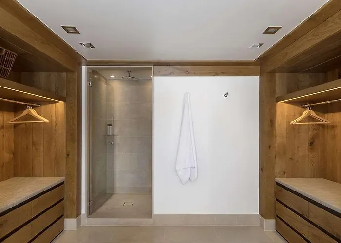 Szálloda Aman Le Melezin 4*